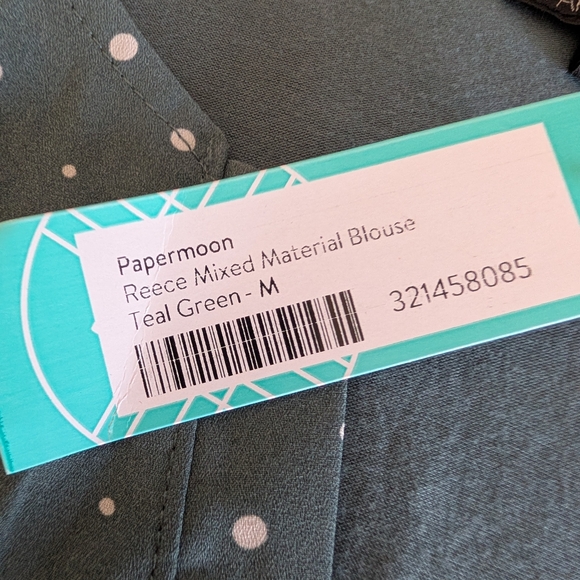 Papermoon Green Polka Dot Split-Neck Cap Sleeve Blouse - Picture 4 of 5